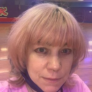 Meet your Posher, Lorrie